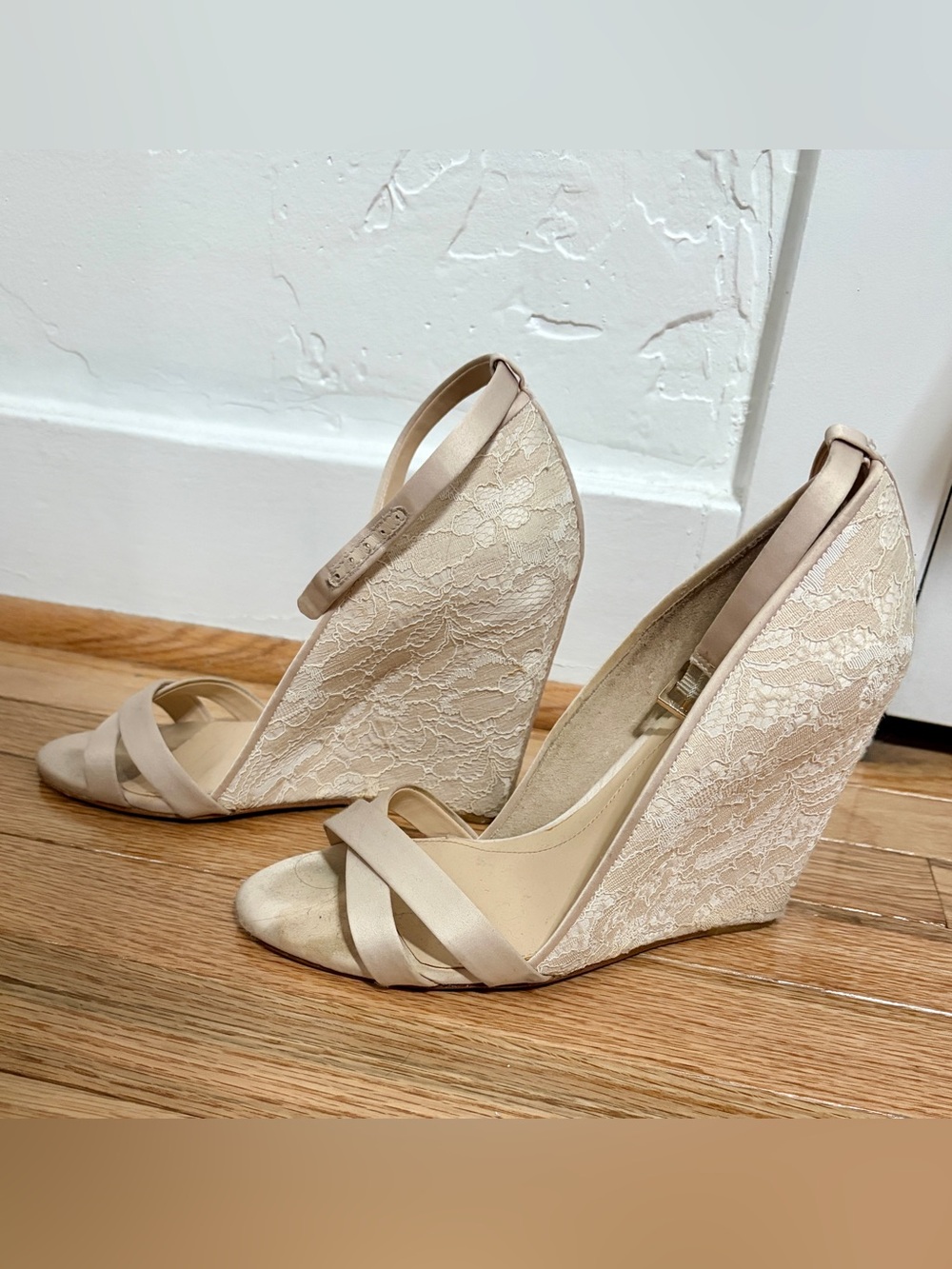 Vince Camuto Lilo Heeled Wedge Women's Lace Wedge Sandals
